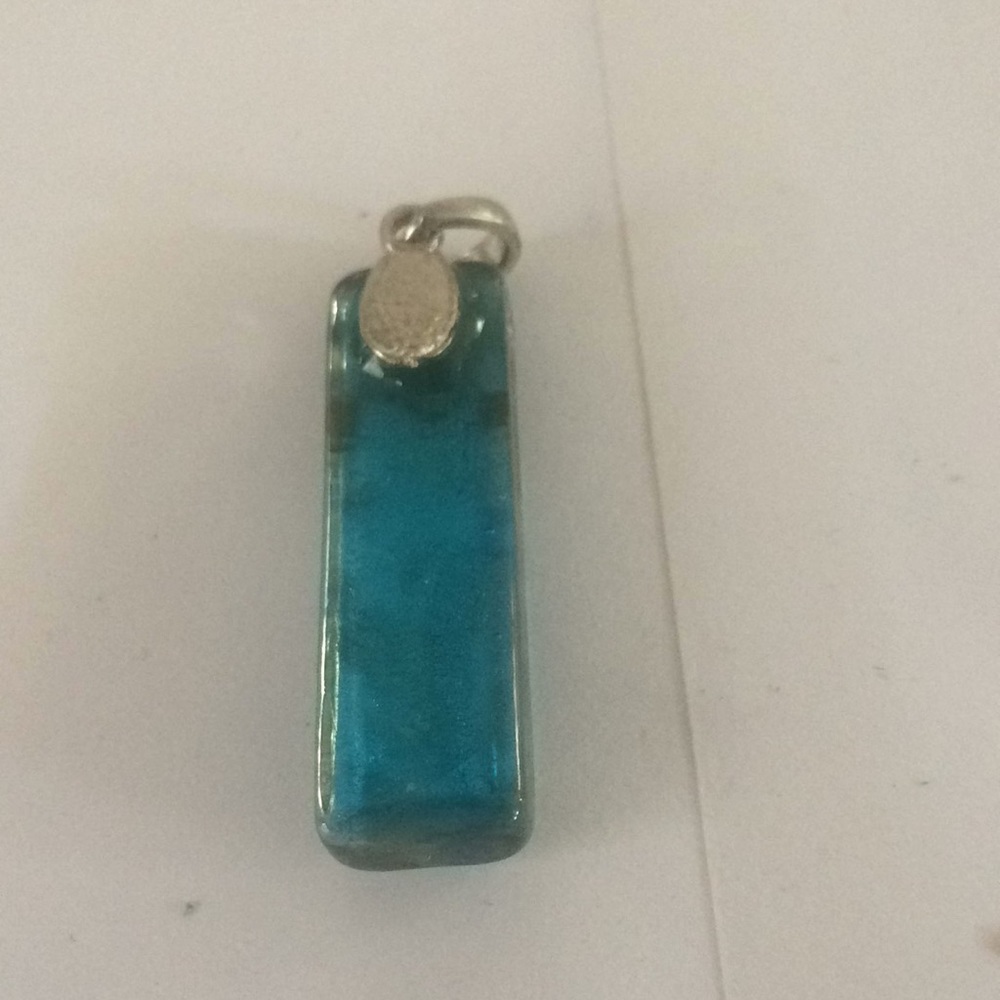 Stunning new pendant - Picture 2 of 2